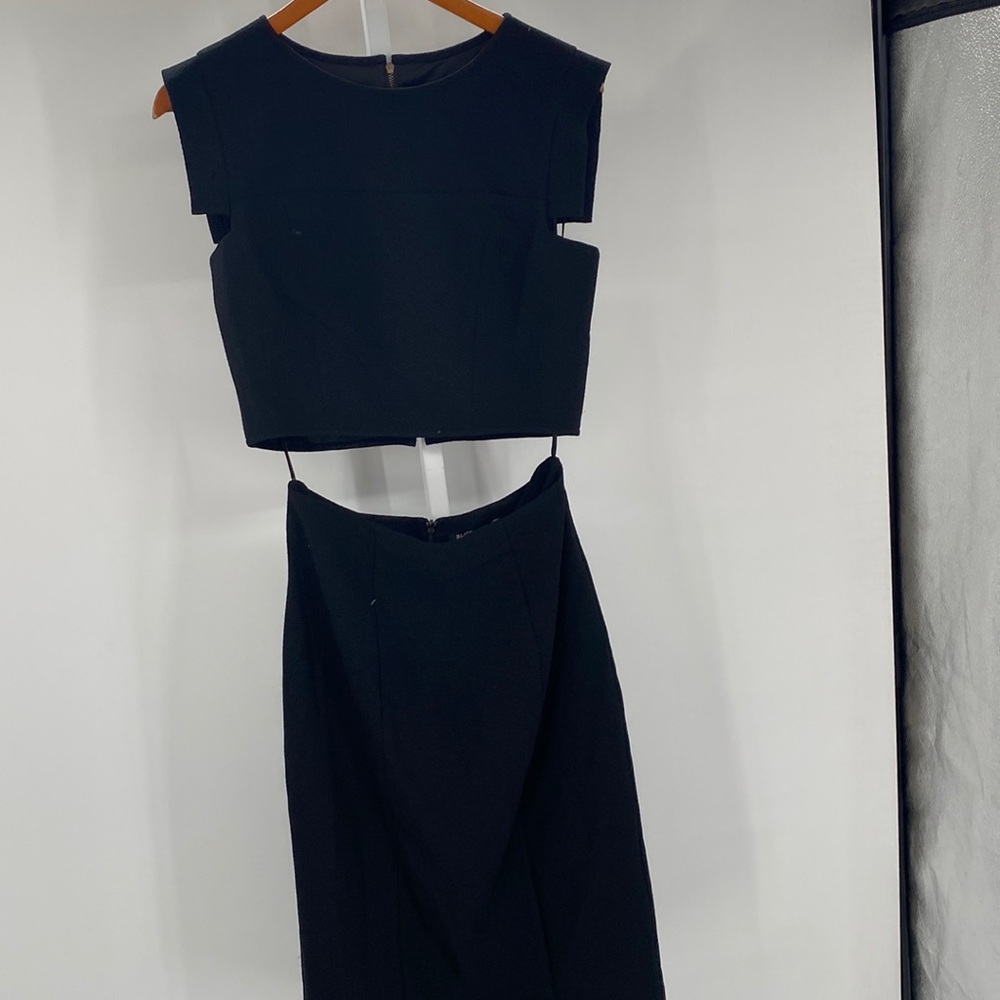 Black halo size 6 black skirt set
